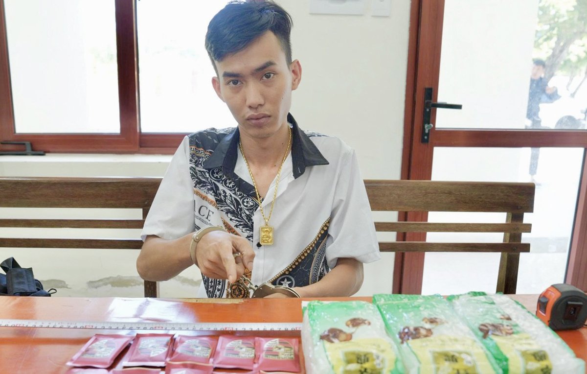 Đối tượng chủ động ra đầu thú, nộp lại 3 kg chất kích thích tổng hợp