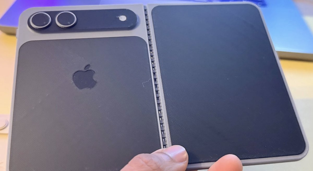 Apple tăng đơn hàng iPhone gập lên 10 triệu chiếc