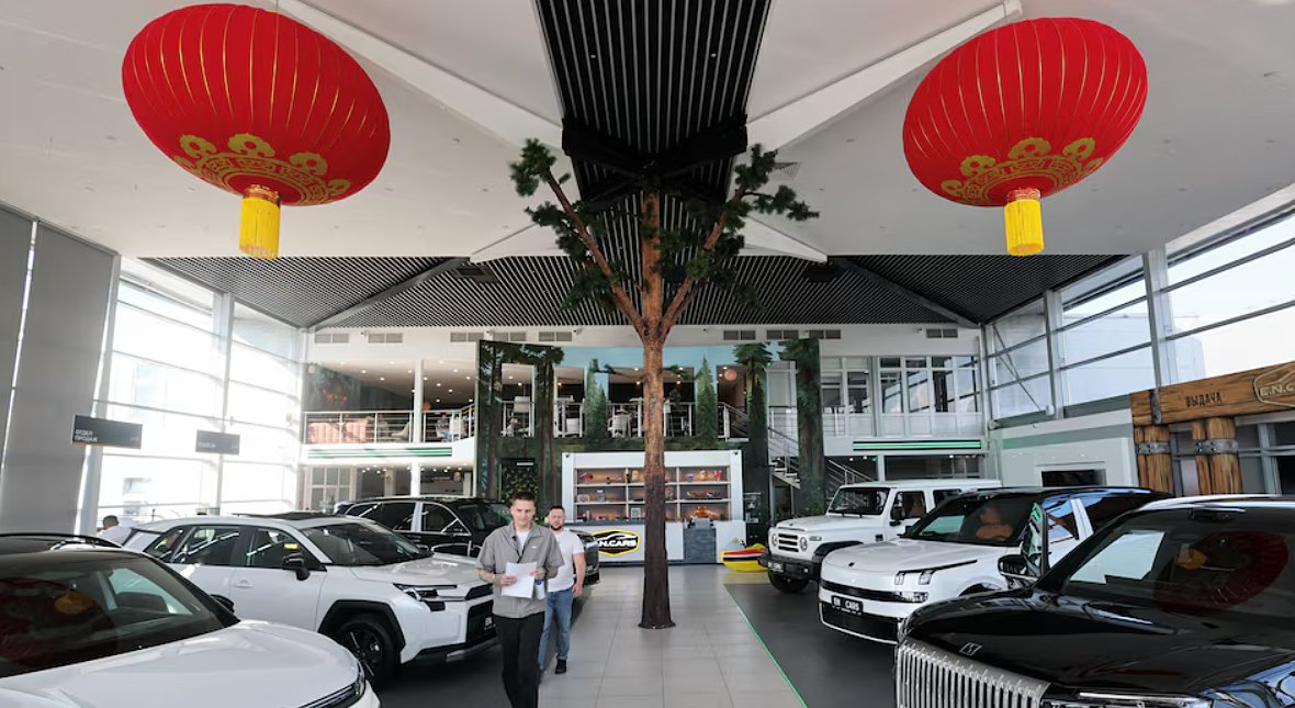 Khủng hoảng xăng thúc đẩy người Nga ưa chuộng xe điện hãng TQ