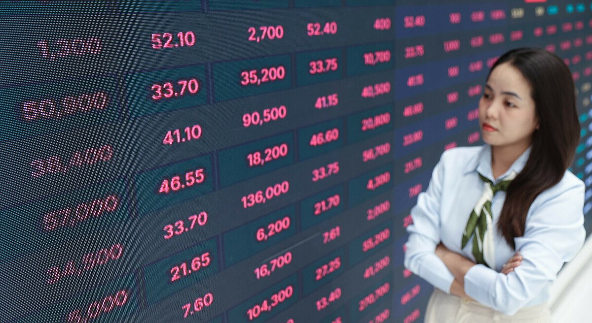 Chỉ số chứng khoán lao dốc gần 10 điểm trong tuần vừa qua