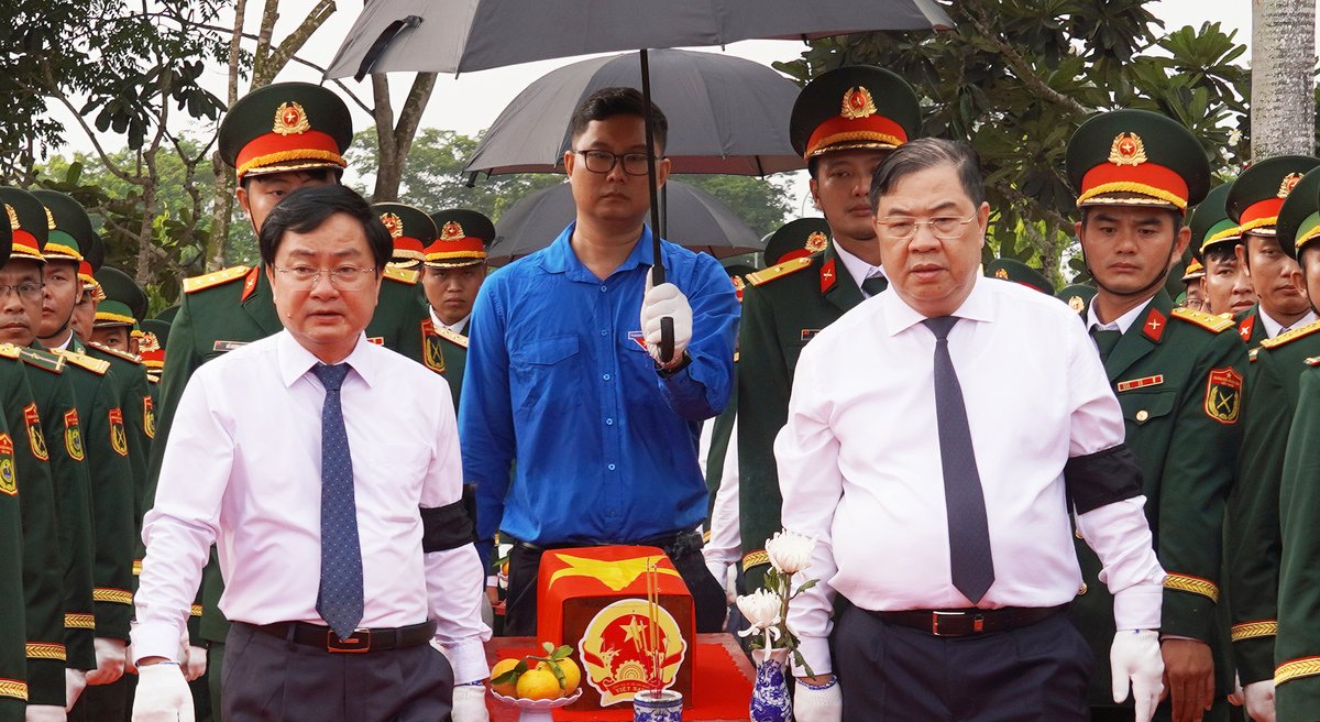 Ba trăm bốn mươi ba hài cốt liệt sĩ được quy tập tại Campuchia, Tây Ninh và An Giang